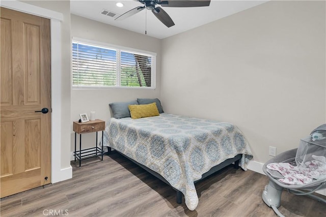 2583 Oak Shores Dr, Bradley, CA 93426 - bedroom featuring wood finished floors and ceiling fan