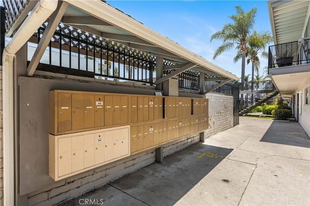5530 Ackerfield Ave Unit 206, Long Beach, CA 90805 - surrounding community featuring mail area and stairs
