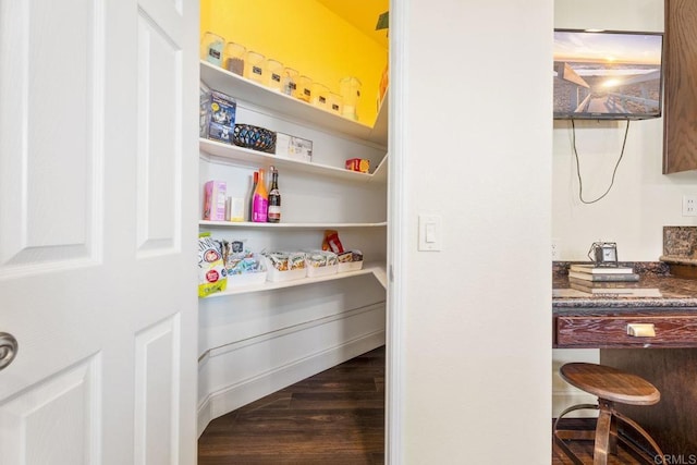 737 W Bel Esprit Cir, San Marcos, CA 92069 - view of pantry