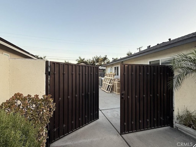 1016 W Teresa St, West Covina, CA 91790 - view of gate