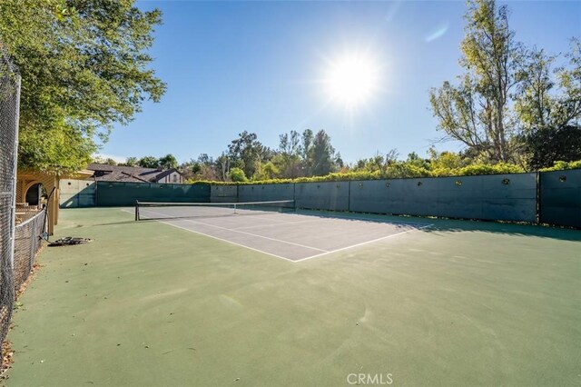 5250 Scott Robertson Rd, Hidden Hills, CA 91302 - view of tennis court