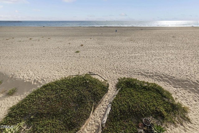 3629 Ocean Dr, Oxnard, CA 93035 - drone / aerial view of a large body of water