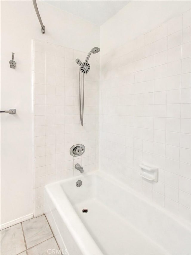 20472 Via Marwah, Yorba Linda, CA 92886 - full bath with tub / shower combination