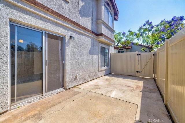 24232 Sylvan Glen Rd Unit A, Diamond Bar, CA 91765 - view of patio / terrace with a gate