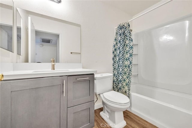 24232 Sylvan Glen Rd Unit A, Diamond Bar, CA 91765 - full bath featuring wood finished floors, vanity, and shower / bath combo with shower curtain