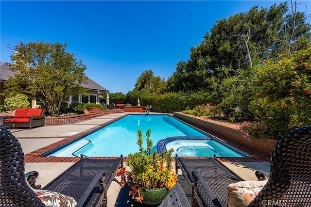 571 N Turnabout Rd, Orange, CA 92869 - photo 29