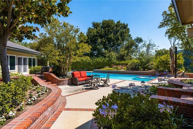 571 N Turnabout Rd, Orange, CA 92869 - photo 28