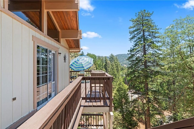 423 Thousand Pines Rd, Crestline, CA 92325 - view of balcony