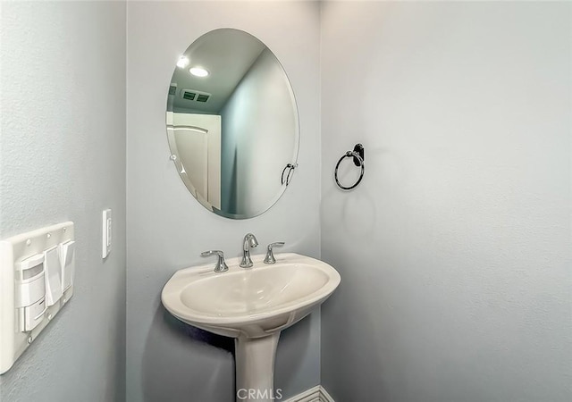 374 E Hilltop Way, Thousand Oaks, CA 91362 - view of bathroom