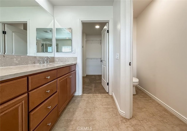 374 E Hilltop Way, Thousand Oaks, CA 91362 - bathroom with vanity, tile patterned flooring, and a spacious closet