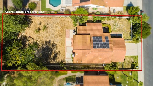 24249 Saradella Ct, Murrieta, CA 92562 - aerial view of property and surrounding area featuring property parcel outlined