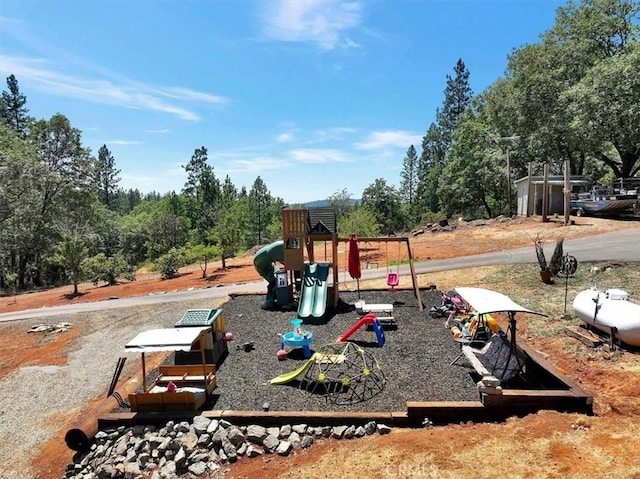10784 Cole Way, Grass Valley, CA 95945 - community playground with view of wooded area