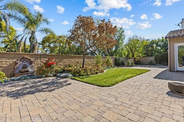 31521 Paseo Campeon, San Juan Capistrano, CA 92675 - fenced backyard featuring a patio
