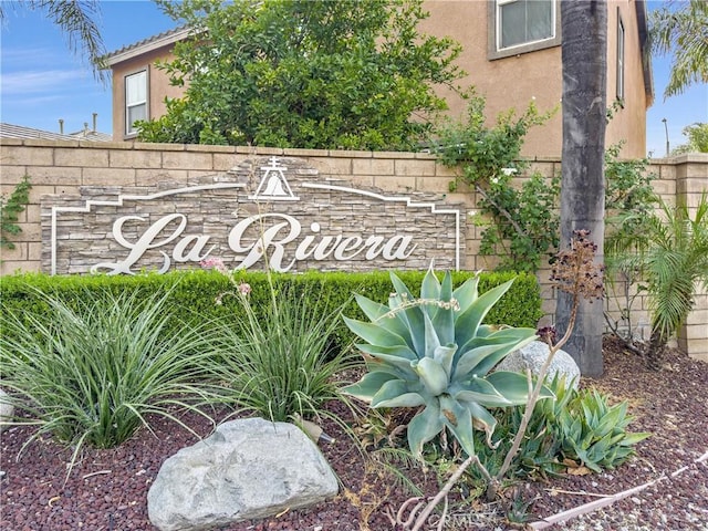 4564 Vincent Way, Riverside, CA 92501 - view of community sign