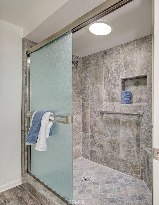 2164 Via Mariposa E Unit D, Laguna Woods, CA 92637 - bathroom featuring a shower stall