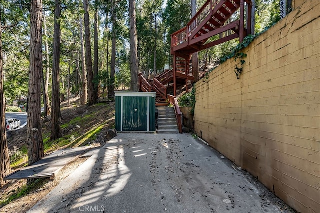 24333 Horst Dr, Crestline, CA 92325 - photo 4