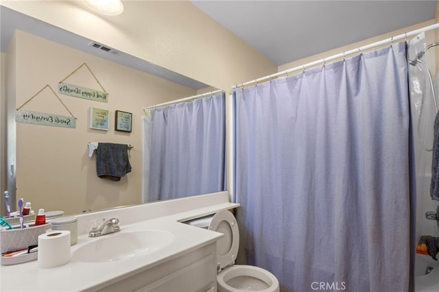 15460 Guava Way, Victorville, CA 92394 - full bathroom with vanity and a shower with curtain