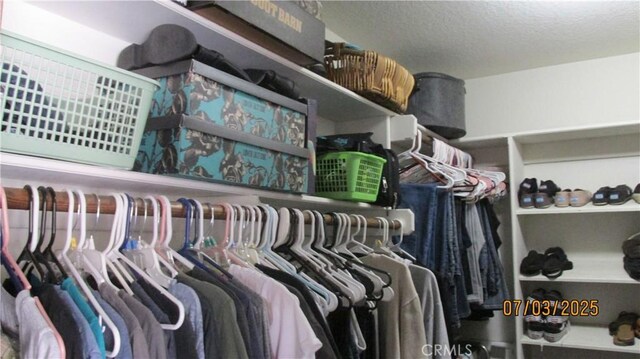 19824 Yucca Loma Rd, Apple Valley, CA 92307 - view of spacious closet