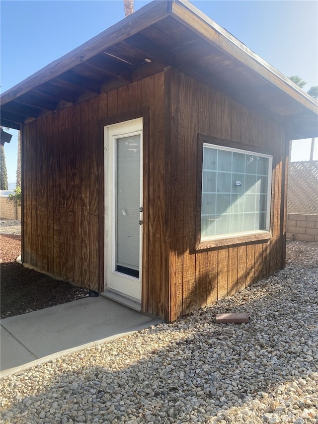 19824 Yucca Loma Rd, Apple Valley, CA 92307 - view of exterior entry