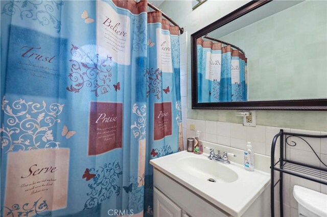 1131 W Beacon Ave, Anaheim, CA 92802 - photo 10