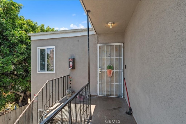 841 W 5th, San Pedro, CA 90731 - view of exterior entry featuring stucco siding