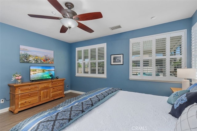 1647 Naranjo Ct, Redlands, CA 92374 - bedroom with wood finished floors and ceiling fan