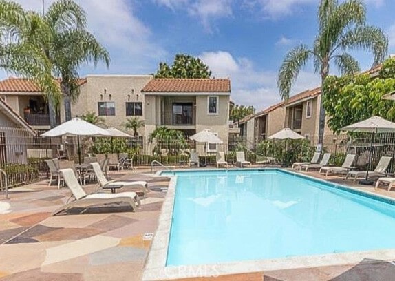 10166 Camino Ruiz Unit 32, San Diego, CA 92126 - community pool with a patio