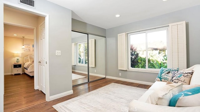 31962 Via Montura, San Juan Capistrano, CA 92675 - living area with wood finished floors and recessed lighting
