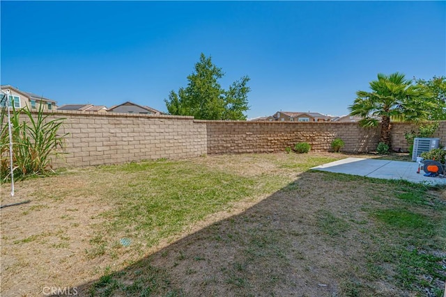 24270 Verdugo Cir, Valencia, CA 91354 - fenced backyard with a patio area