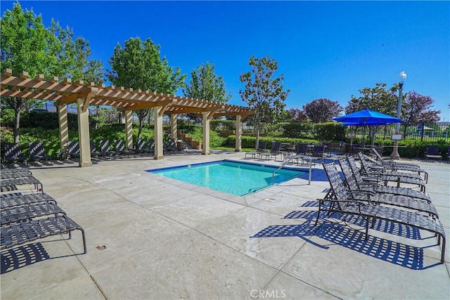 24270 Verdugo Cir, Valencia, CA 91354 - community pool with a pergola and a patio