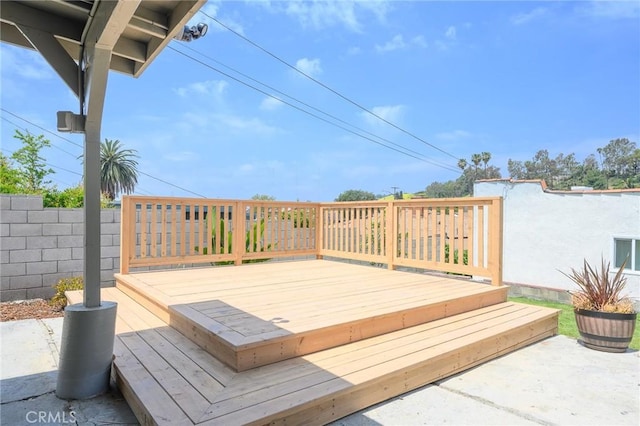 4548 Jade St, Los Angeles, CA 90032 - view of deck