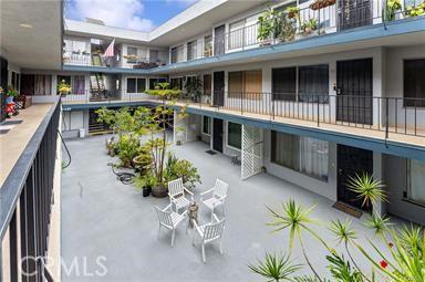 120 Alamitos Ave Unit 14, Long Beach, CA 90802 - view of community