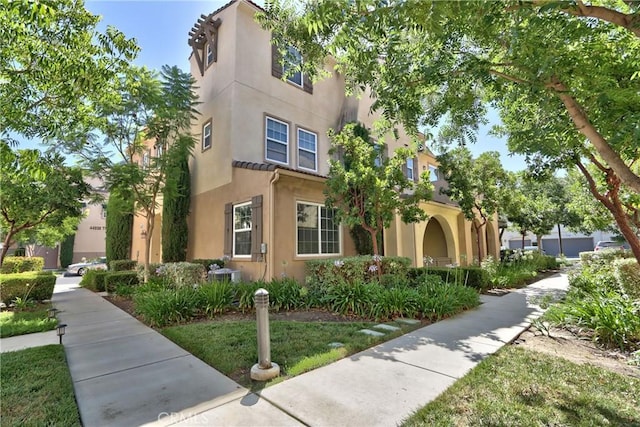 44939 Bellflower Ln Unit 118, Temecula, CA 92592 - view of front of house featuring stucco siding