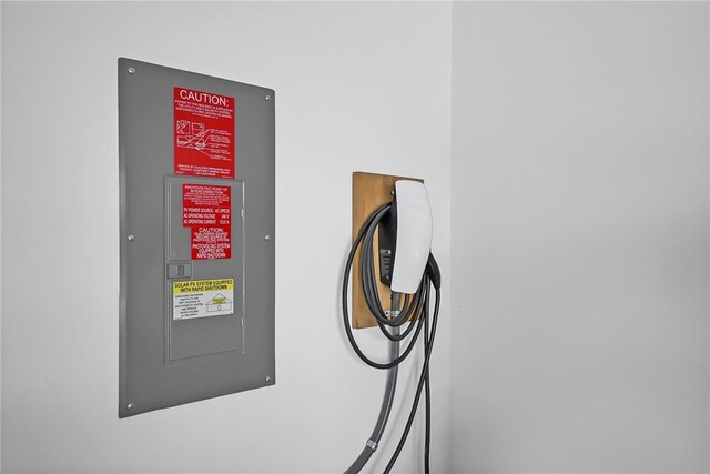 26149 Park Ave Unit 38, Loma Linda, CA 92354 - garage view of electric panel