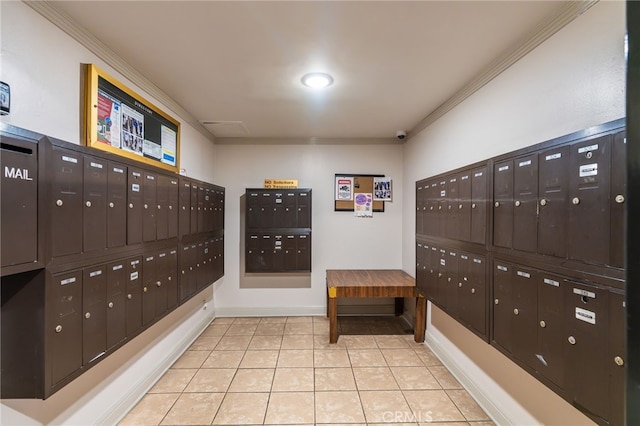 911 N Kings Rd Unit 310, West Hollywood, CA 90069 - view of property's community with mail area and crown molding
