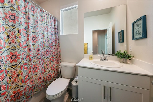 19465 Brush Creek Way, Lake Elsinore, CA 92532 - full bathroom featuring vanity and curtained shower