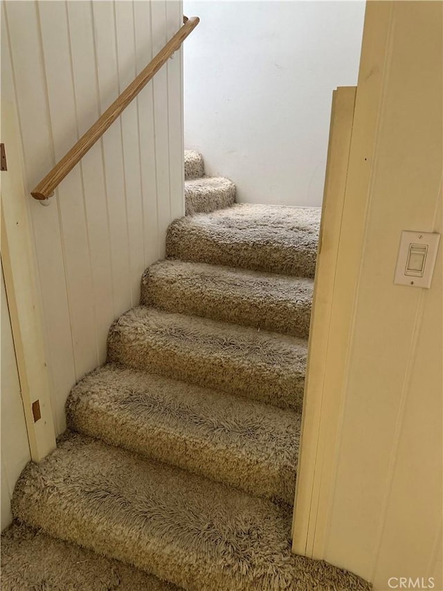 23135 Park Contessa, Calabasas, CA 91302 - view of staircase