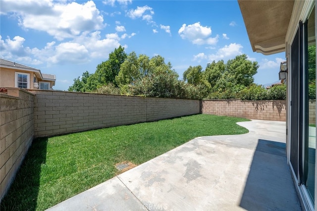 9370 Bistro Pl, Rancho Cucamonga, CA 91730 - fenced backyard featuring a patio
