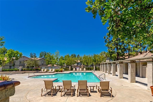 15 Havre Ct, Lake Forest, CA 92610 - community pool featuring a patio area
