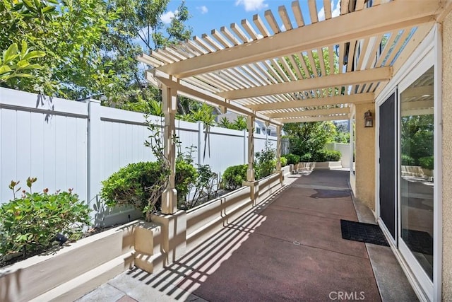 15 Havre Ct, Lake Forest, CA 92610 - fenced backyard with a pergola and a patio area