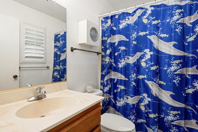 2549 Esperanza St, San Bernardino, CA 92410 - full bathroom featuring vanity and a shower with shower curtain