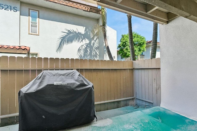 2521 W Sunflower Ave Unit R1, Santa Ana, CA 92704 - view of patio / terrace featuring area for grilling