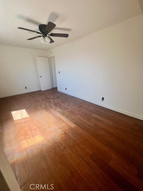9240 Hooper Ave, Los Angeles, CA 90002 - photo 20