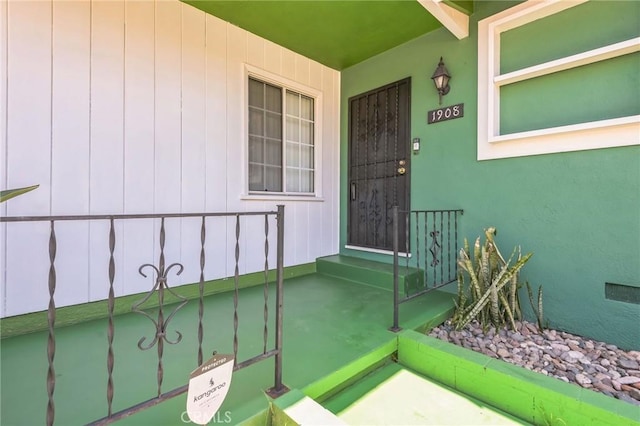 1908 W 134th Pl, Gardena, CA 90249 - doorway to property featuring covered porch