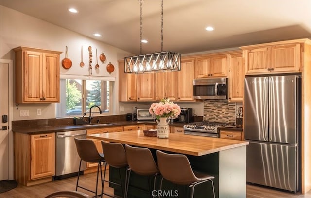 905 W Aeroplane Blvd, Big Bear City, CA 92314 - photo 14