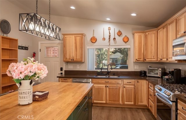 905 W Aeroplane Blvd, Big Bear City, CA 92314 - photo 16