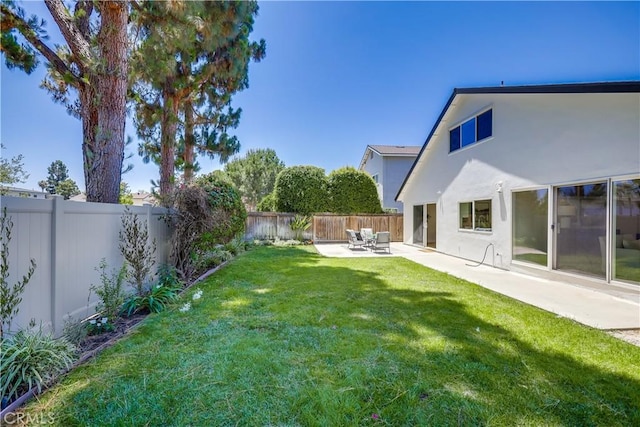 14632 Kimberly Cir, Tustin, CA 92780 - fenced backyard with a patio area