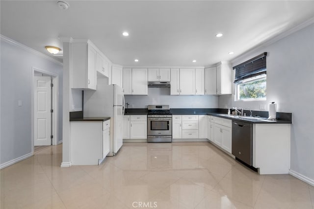 15428 Roxford St, Rancho Cascades, CA 91342 - photo 9