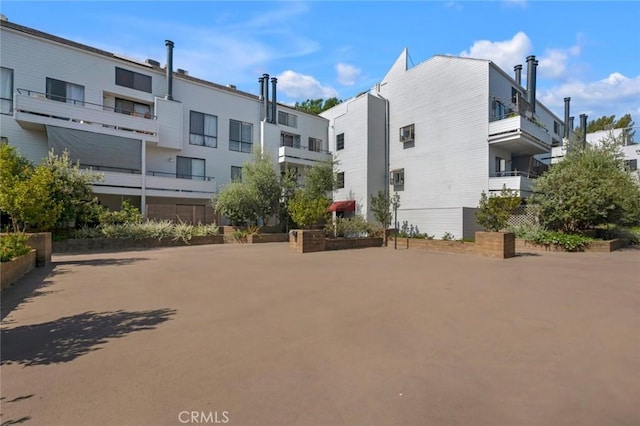 13331 Moorpark St Unit 206, Sherman Oaks, CA 91423 - view of building exterior