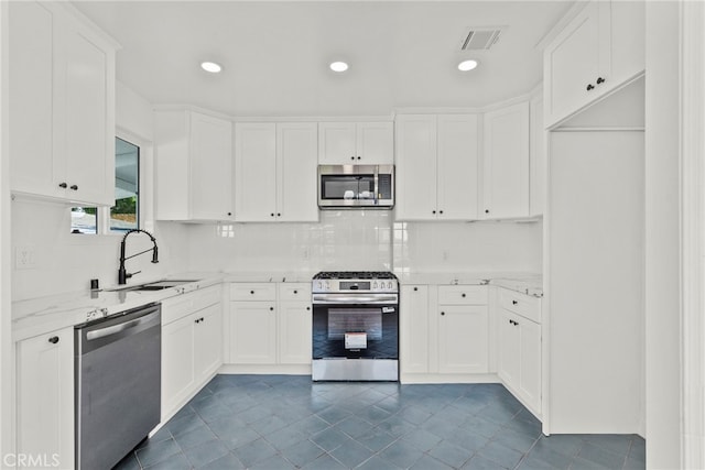 11138 Welby Way N, Hollywood, CA 91606 - photo 12